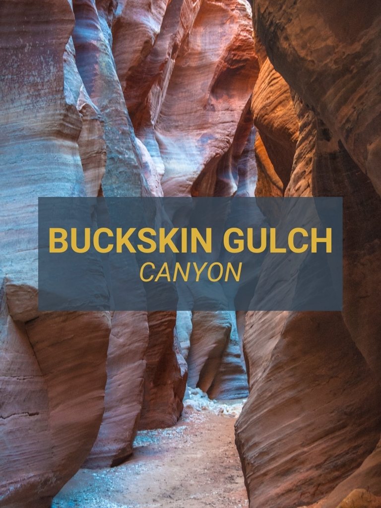 BUCKSKIN GULCH CANYON HIKING TOUR